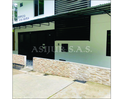 EDIFICIO EN CASA CLUB